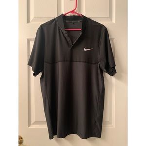 Nike Dri-fit Golf Shirt.